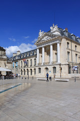 Fototapeta premium Palais des Ducs de Bourgogne, place de la libération à Dijon