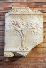 Relieve romano de mármol, Mérida © joserpizarro