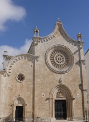 Fototapeta na wymiar Katedra Ostuni w Apulii na południu Włoch