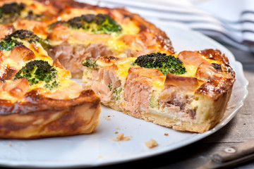 Salmon and broccoli quiche
