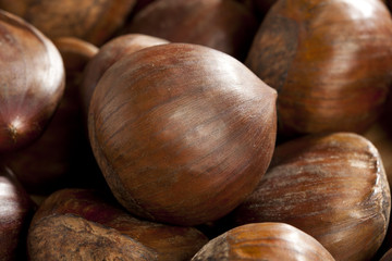Raw Organic Brown Chestnuts