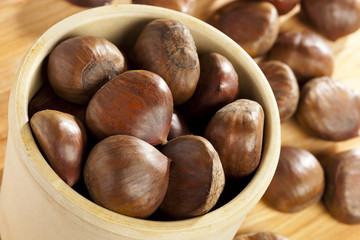 Raw Organic Brown Chestnuts