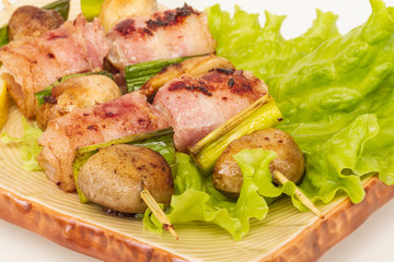 Bacon wrapped grilled Scallops with mushrooms and bacon