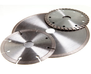 Diamond discs for tile and concrete cutting
