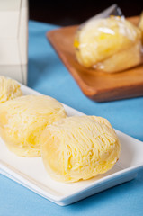 ensaymada or cheese bread