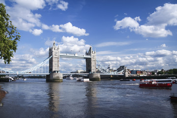 Fototapeta na wymiar Tower Bridge Tamiza Londyn