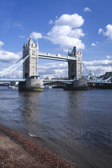 Fototapeta na wymiar Tower Bridge Tamiza Londyn Wielka Brytania