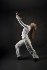 Fototapeta na wymiar Contemporary dancer