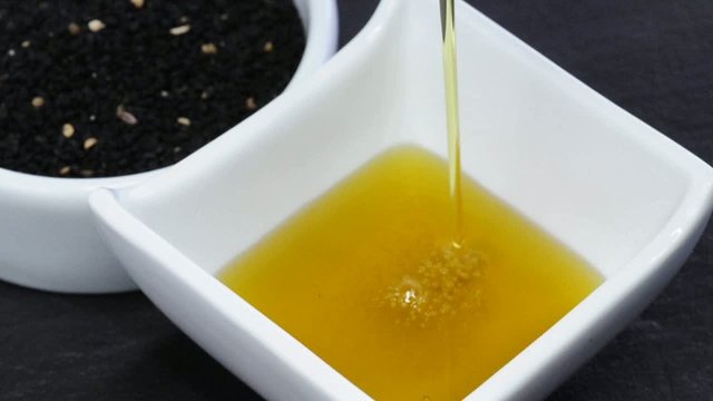 Schwarzk&uuml;mmel und Schwarzk&uuml;mmel&ouml;l