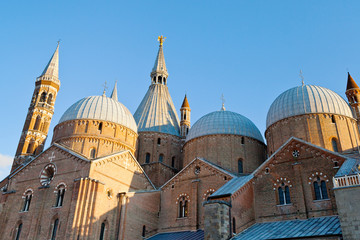 Fototapeta na wymiar Basilica di Sant'Antonio da Padova, in Padua
