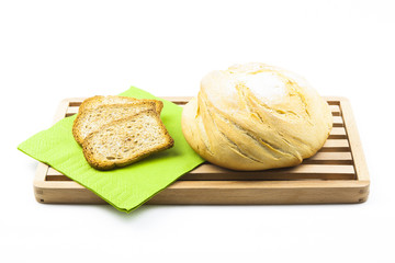 Hogaza de pan y pan tostado