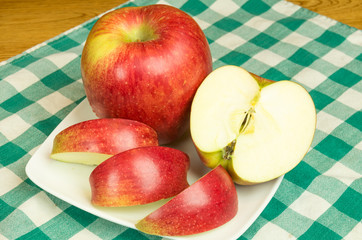 Sekai Ichi apple slices on white plate