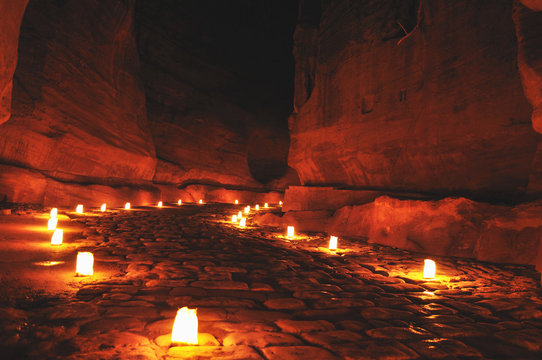 The siq in Petra during night walk