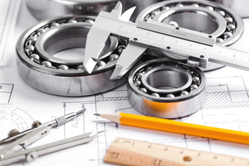 technical drawing and pinion with bearings