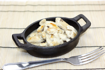 émincé de poulet sauce champignons