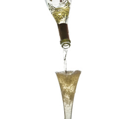 Champagner iwird eingegossen