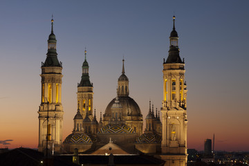 Fototapeta na wymiar Basilica del Pilar (Zaragoza)