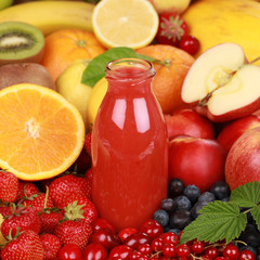 Saft aus roten Früchten