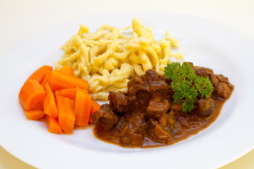 Hirschgulasch