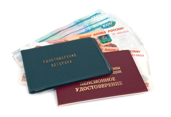 Russian Pension Certificate and money