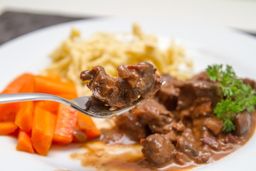 Hirschgulasch