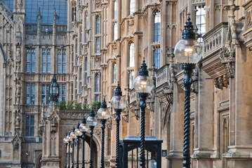 Houses of Parliament London - 47403619