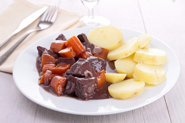 beef bourguignon stew