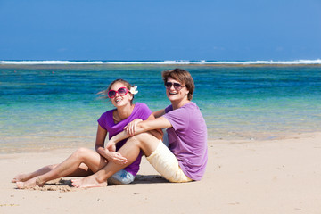 Fototapeta premium young beautiful couple on tropical bali beach.honeymoon