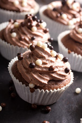 chocolate cupcakes