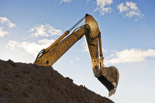 Construction machinery