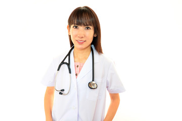 笑顔の女医