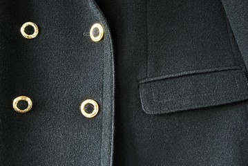 Schwarze Jacke / Zweireiher / Ausschnit / Detail