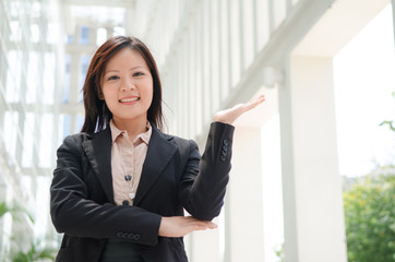 Fototapeta premium chinese female student in formal