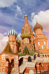 Fototapeta na wymiar Moscow, St Basil's Cathedral - vertical