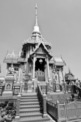 The royal crematorium (Phra Men)