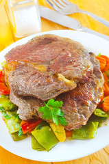 baked meat with vegetables