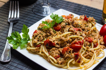 Spaghetti with tuna