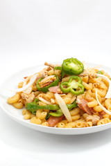 Stir-fried macaroni with Green ball pepper