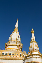 Fototapeta premium Maha Chedi Chaimongkol at Roi et Province Thailand
