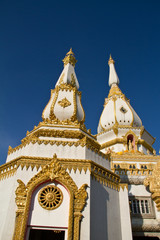 Fototapeta premium Maha Chedi Chaimongkol at Roi et Province Thailand