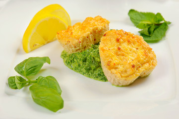 Fishcakes with lemon