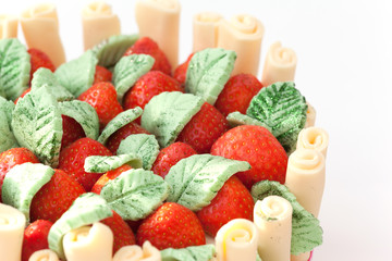 strawberry basket cake