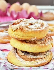 buns and eggs