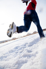 Fototapeta na wymiar Runner w zimie