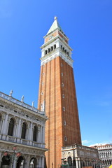 Le Campanile, Place Saint-Marc à Venise - Italie