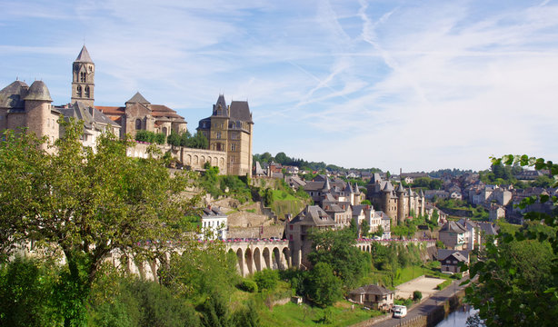 Uzerche, "perle du limousin"