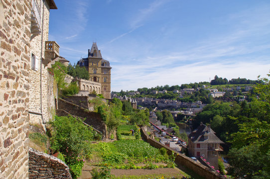 Uzerche; "perle du limousin"