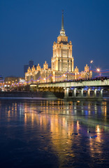 Naklejka premium Night Moscow