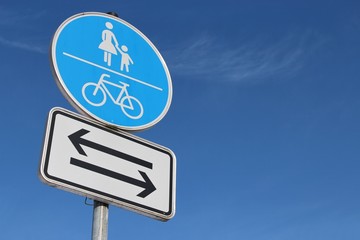 Deutsches Verkehrszeichen: gemeinsamer Geh- und Radweg, beide Richtungen