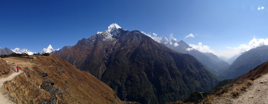 treaking himalayas
